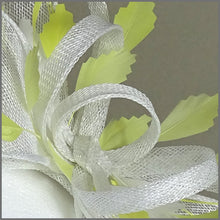 Load image into Gallery viewer, Braylee Fascinator - Crisp White &amp; Lemon