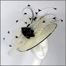 Load image into Gallery viewer, Jazlyn Disc Fascinator - Ivory &amp; Black