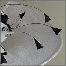 Load image into Gallery viewer, Geraldine Disc Fascinator - White &amp; Black