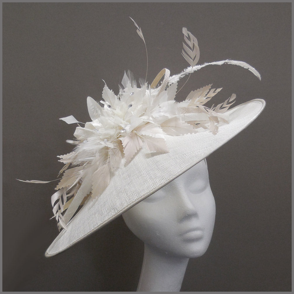 White fascinator deals uk